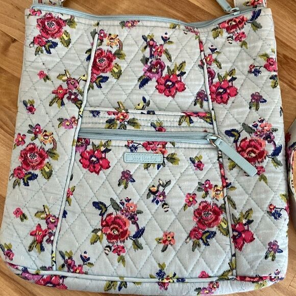 Vera Bradley Blue Floral Water Bouquet Crossbody Purse - Picture 2 of 11